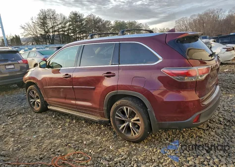 2016 Toyota Highlander Xle z USA, uszkodzony, nr VIN 5TDJKRFH5GS316775